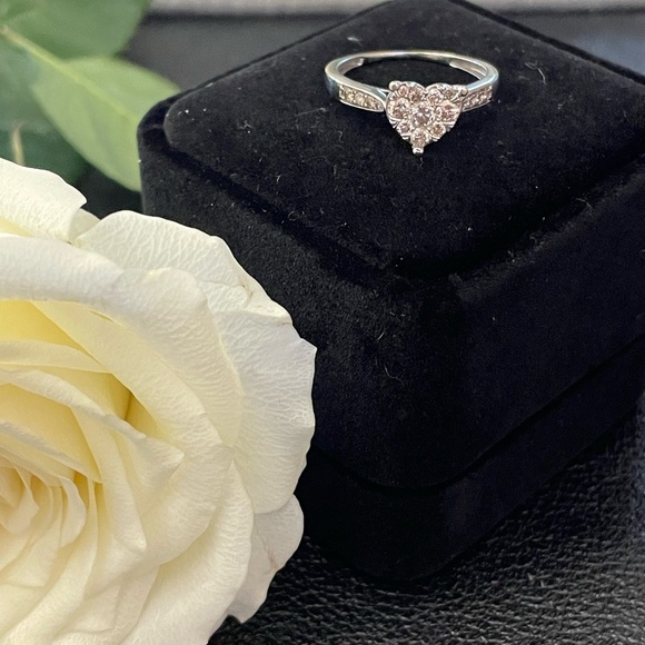 heart illusion engagement ring 18K white gold 0.50 CTW natural diamond size 6 - Picture 5 of 6